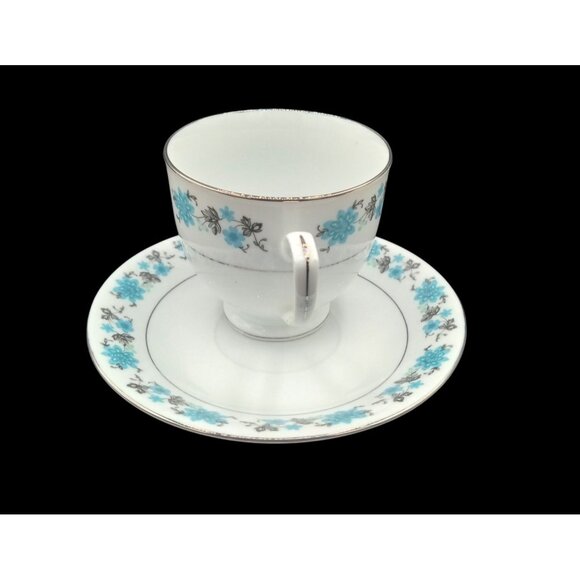 Teacup Saucer Footed China With Blue Flowers Silver Leaves Trim Pattern Vintage - Picture 4 of 15